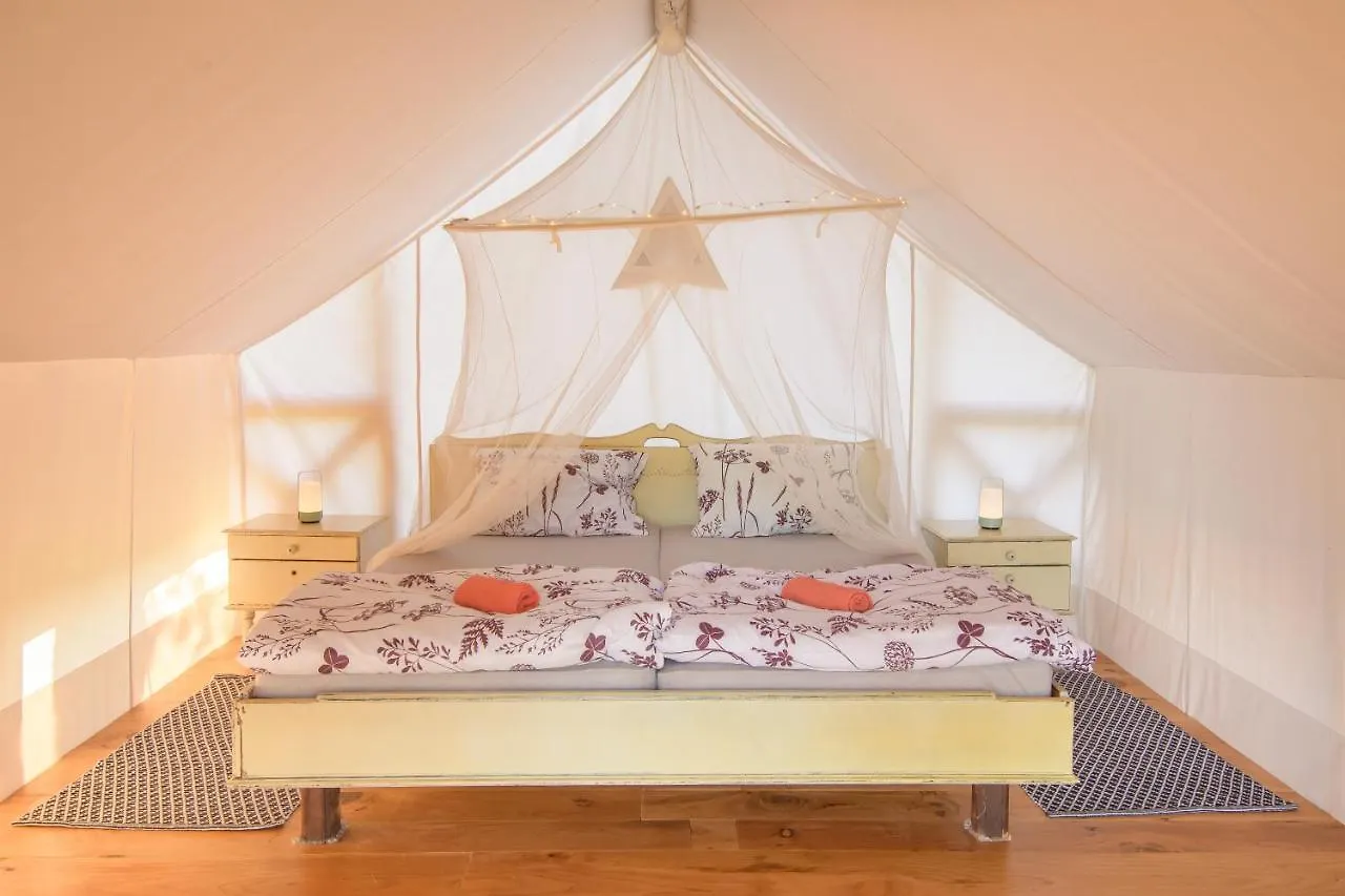 Natura Camp Karli Kaštelir Campingplatz